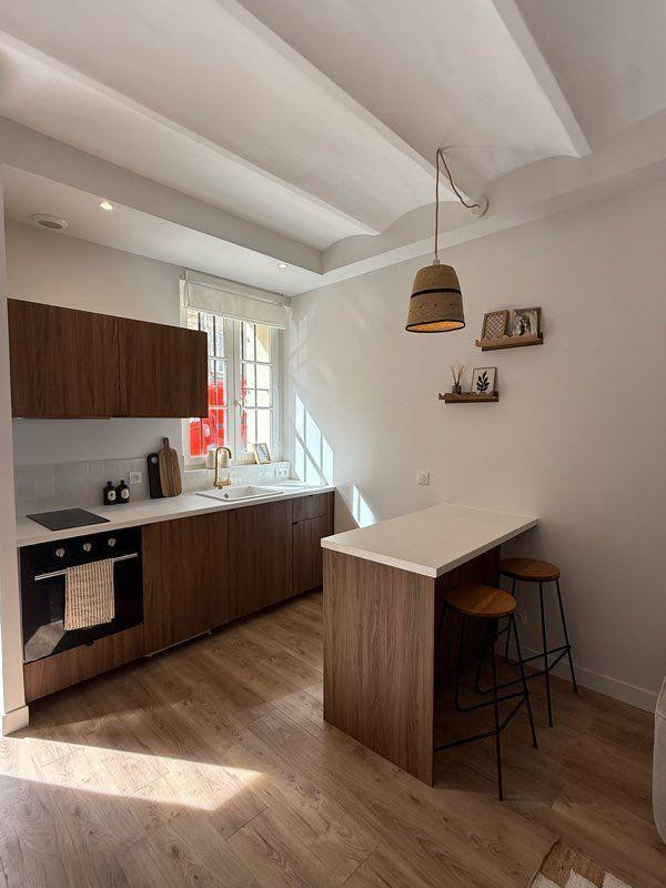
                                                Location
                                                 T1 bis 37m2 Cinq Avenues