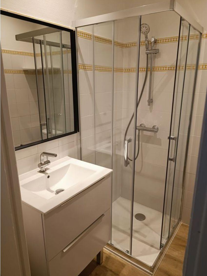 
                                                Location
                                                 T1 bis, 40 m2, quartier Jeanne d'Arc