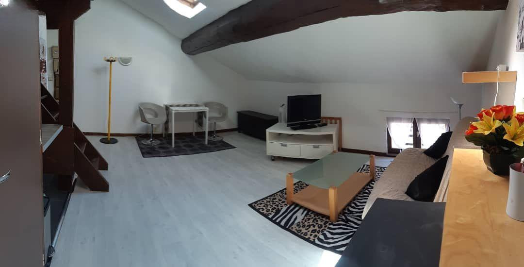 
                                                Location
                                                 T1 bis