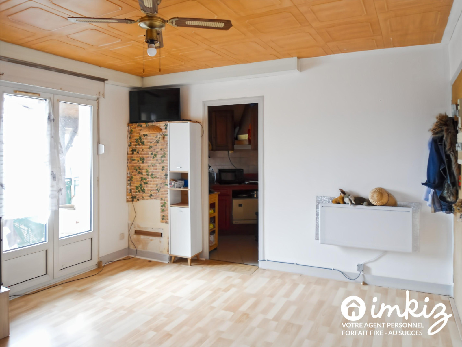 
                                                Vente
                                                 T1 bis avec balcon et parking