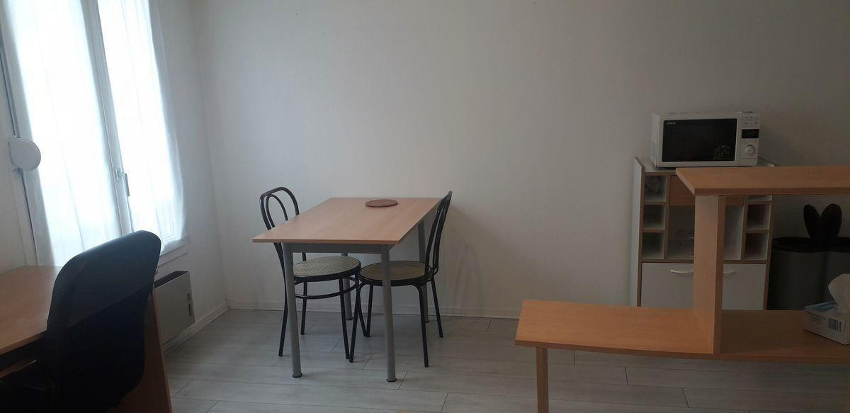 
                                                Location
                                                 T1 Bis centre ville Toulouse Compans