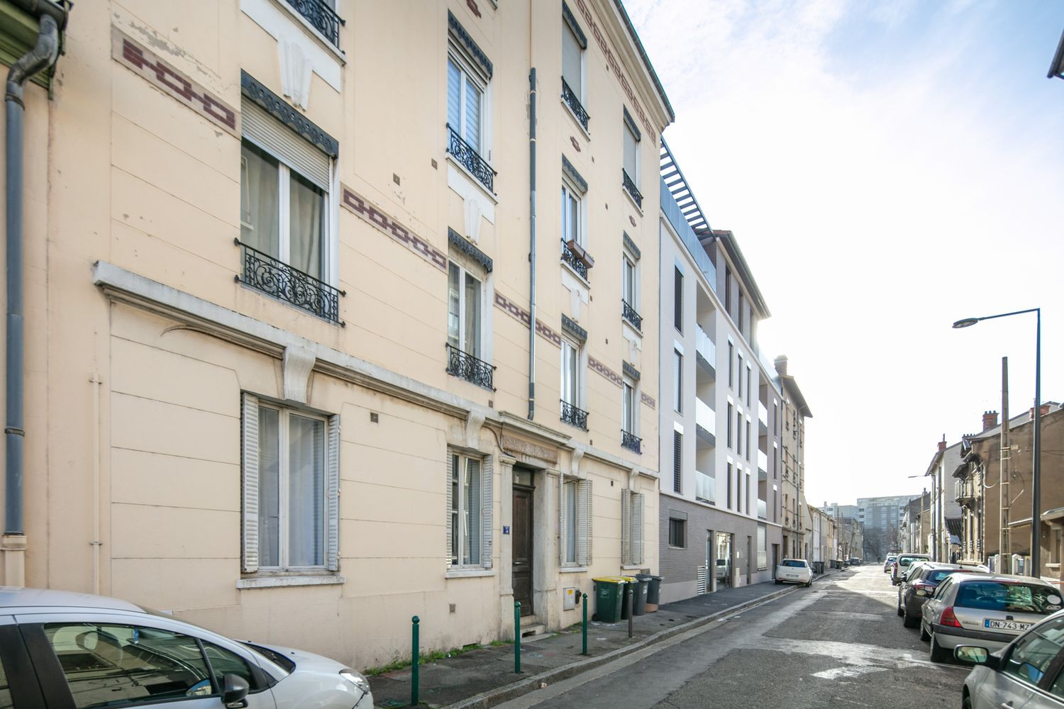 
                                                Location
                                                 T1 bis lumineux meublé à Villeurbanne