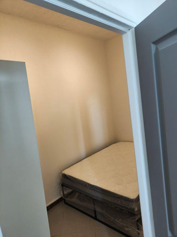 
                                                Location
                                                 T1 bis meublé