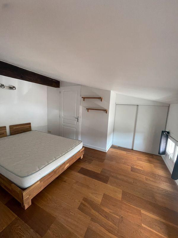 
                                                Location
                                                 T1 Bis meublé avec chambre séparée GAMBETTA