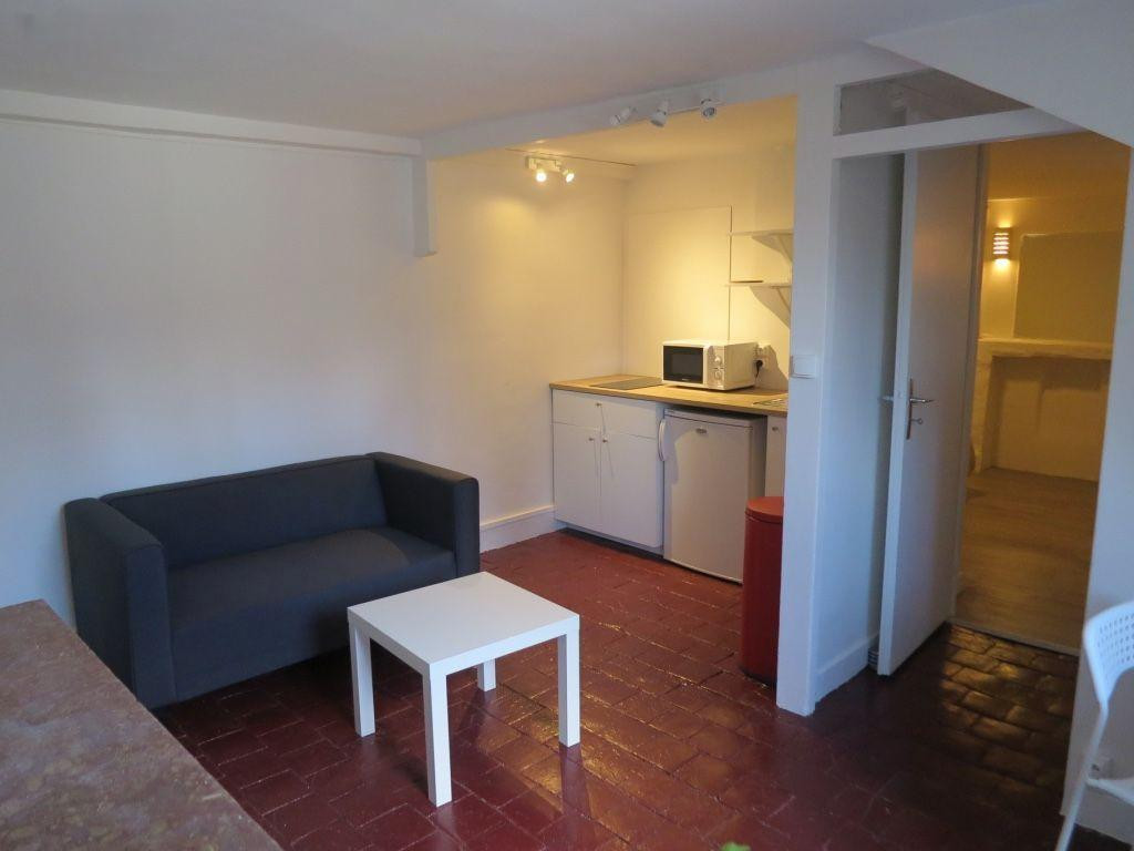 
                                                Location
                                                 T1 bis meublé de 25,50m2 au calme en presqu'ile