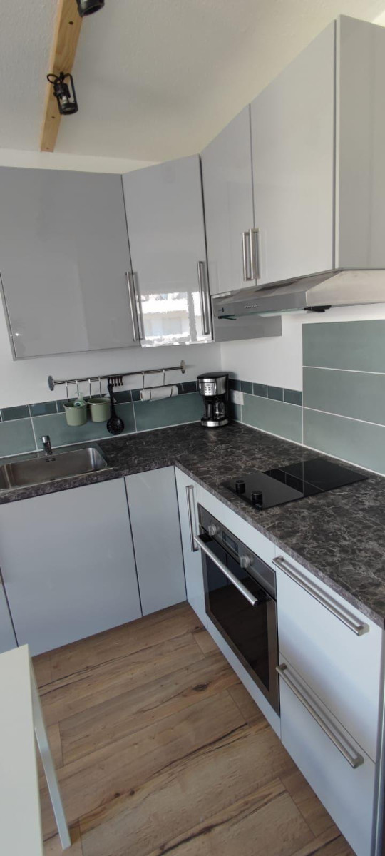 
                                                Location
                                                 T1 bis meublé de 31 m². Balcon 8 m².