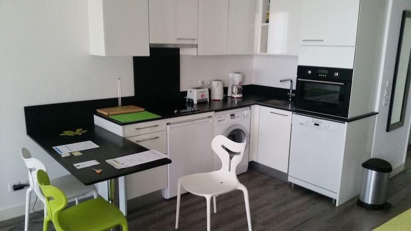 
                                                Location
                                                 T1 bis meublé de standing avec loggia centre BDX.