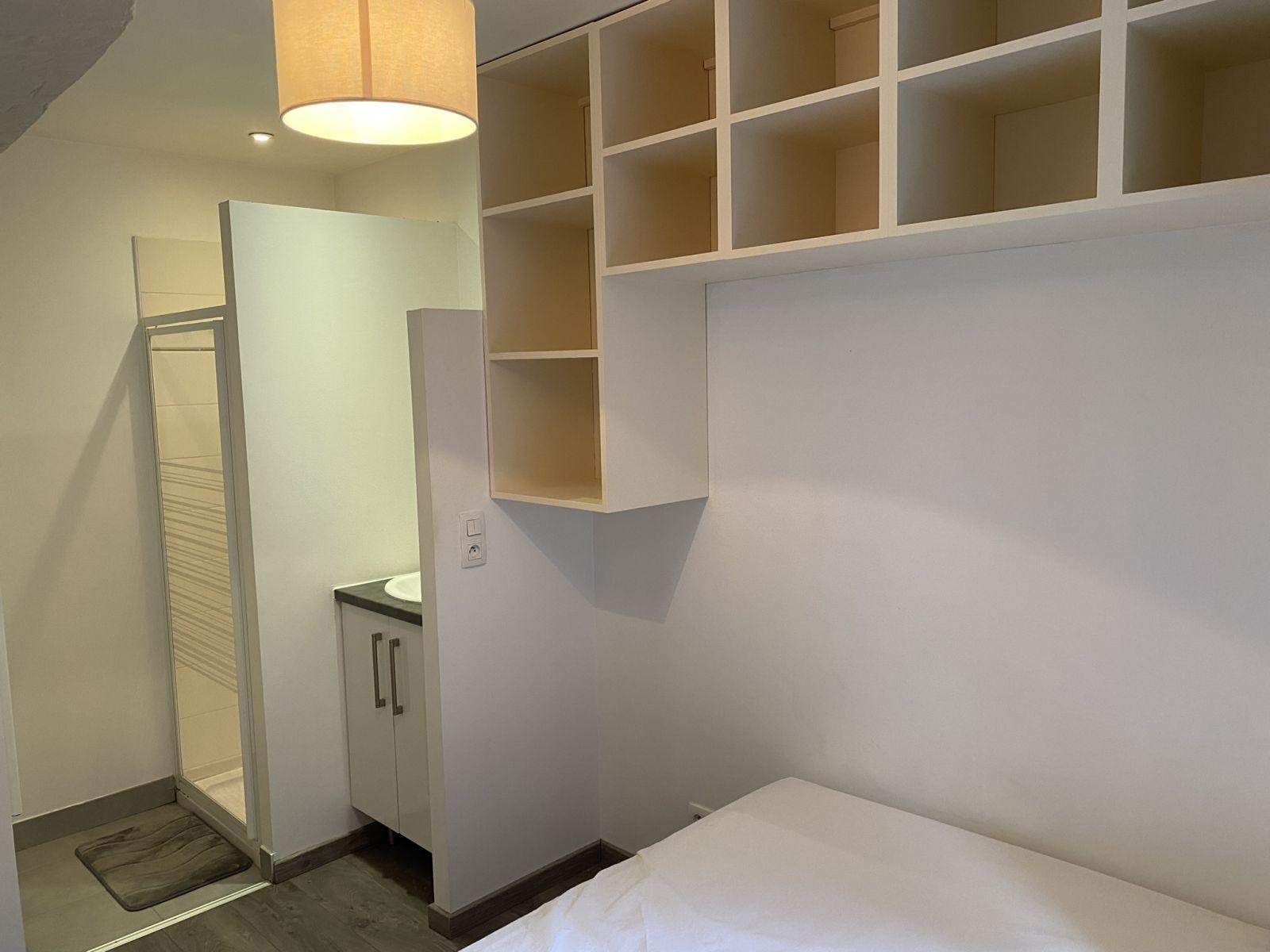 
                                                Location
                                                 T1 bis Meublé sur Rouen Hôtel de Ville