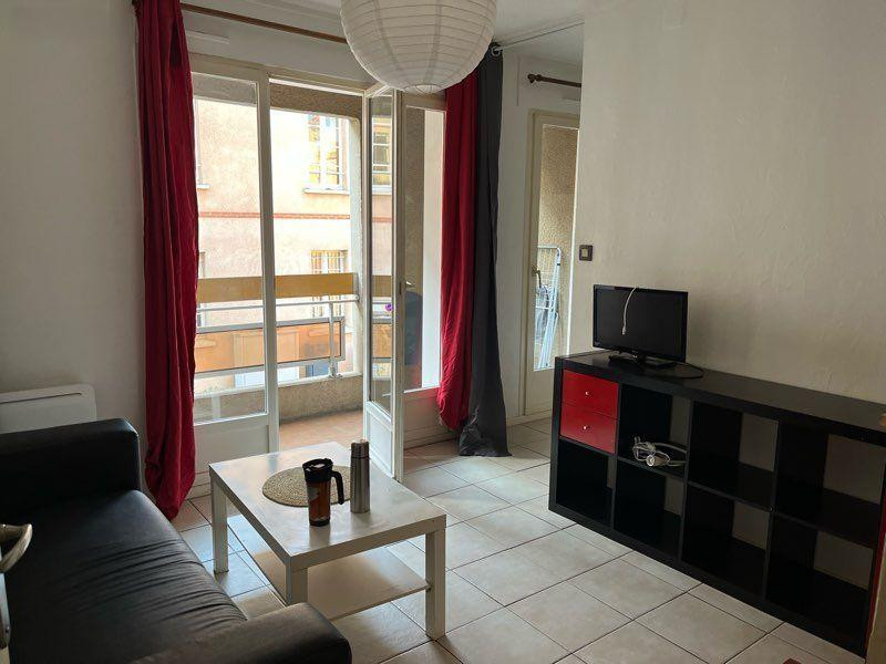 
                                                Location
                                                 T1 bis Minimes Canal du Midi