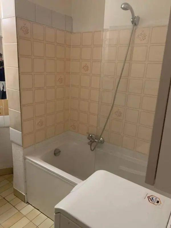 
                                                Location
                                                 T1 bis, résidence calme et sécurisée