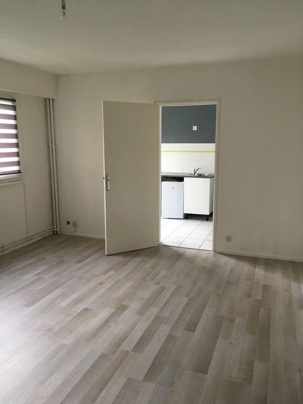 
                                                Location
                                                 T1 bis résidence Limoges centre ville