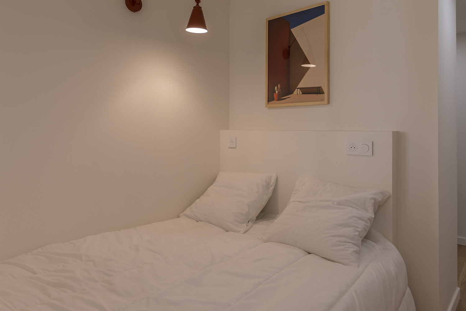 
                                                Location
                                                 T1 BIS - YOLOCOLIVING