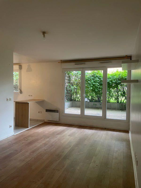 
                                                Location
                                                 T1 de 31 m² avec terrasse et parking
