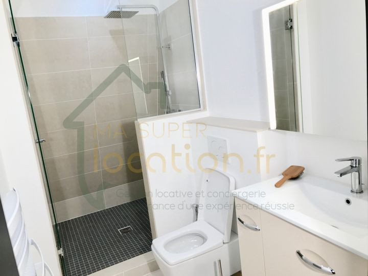 
                                                Location
                                                 T1 de Standing dans une Résidence haut de gamme