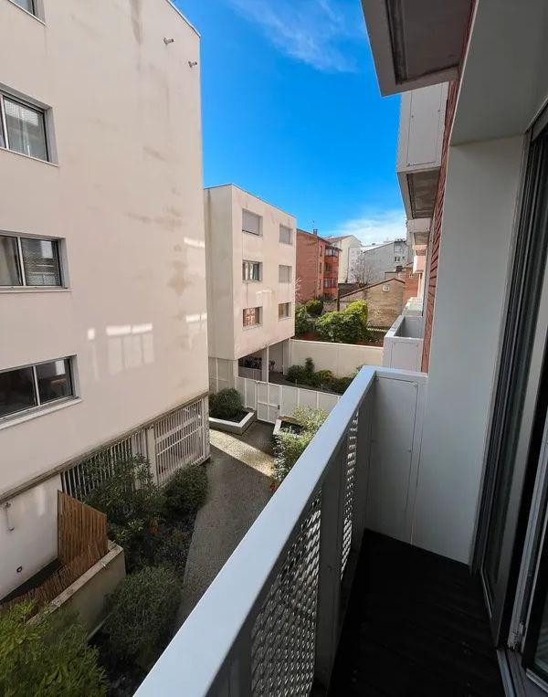 
                                                Location
                                                 T1 meublé 26m² - résidence récente Toulouse Centre