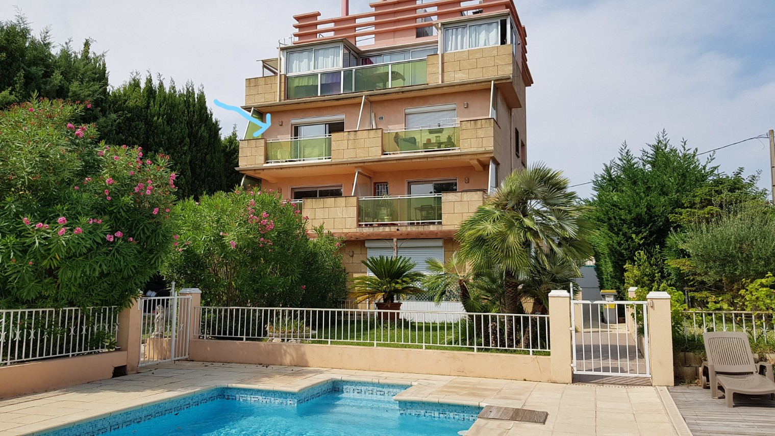 
                                                Location
                                                 T1 MEUBLE A 300M PLAGES PISCINE VUE MER à l'année