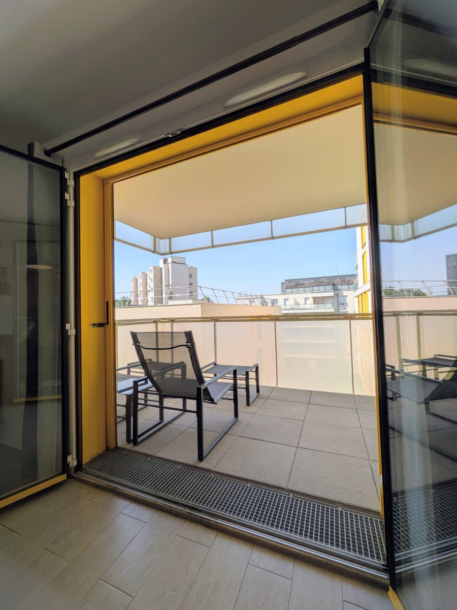 
                                                Location
                                                 T1 meublé, balcon/parking – Défense/ Nanterre U.
