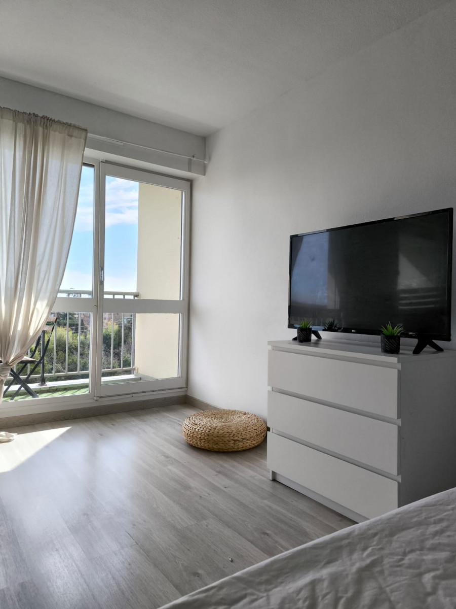 
                                                Location
                                                 T1 meublé Bordeaux