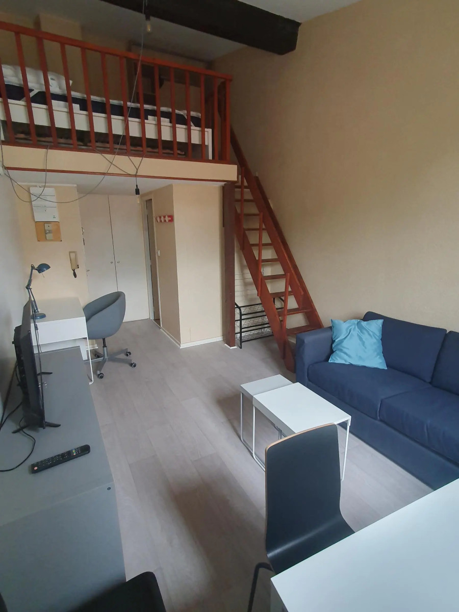 
                                                Location
                                                 T1 meublé Bordeaux centre