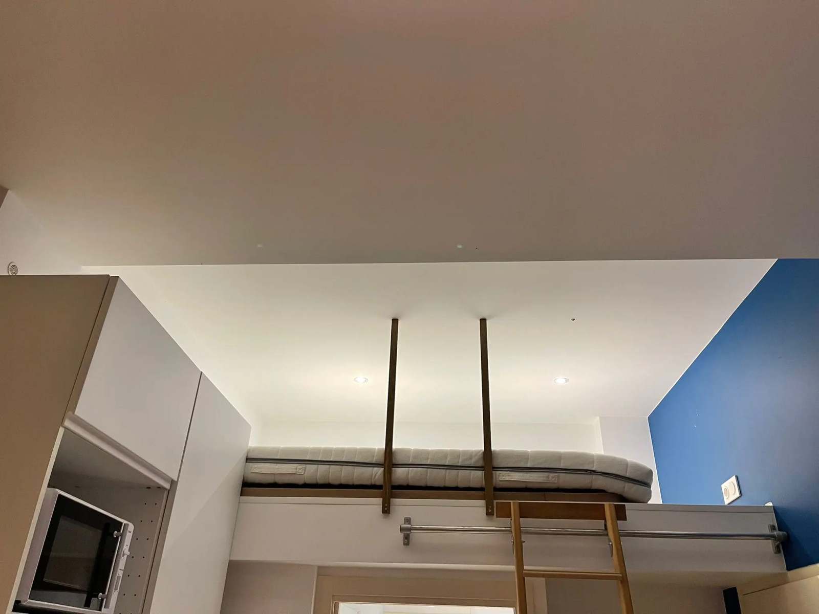 
                                                Location
                                                 T1 meublé Libourne