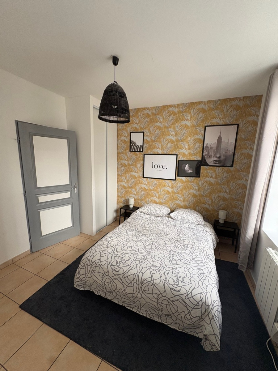 
                                                Location
                                                 🏡 T1 meublé lumineux – Lyon 3