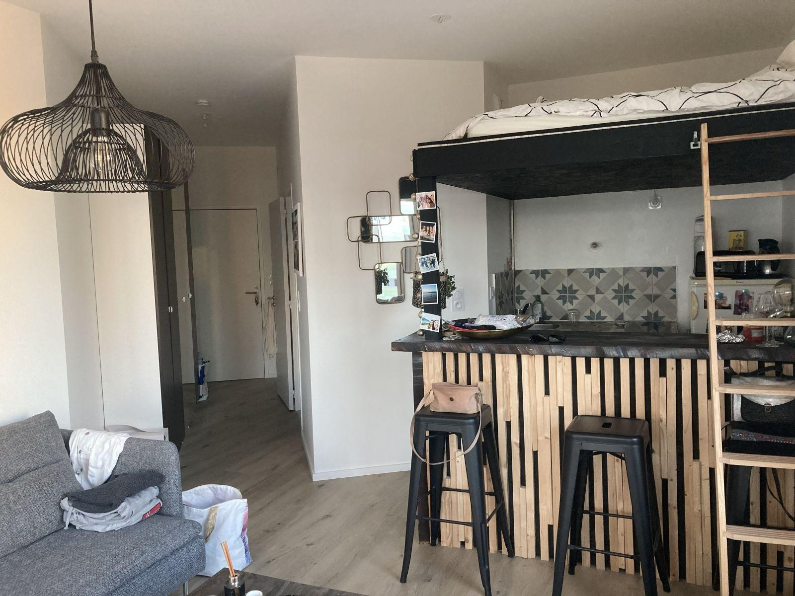 
                                                Location
                                                 T1 meublé Nantes Gare Sud