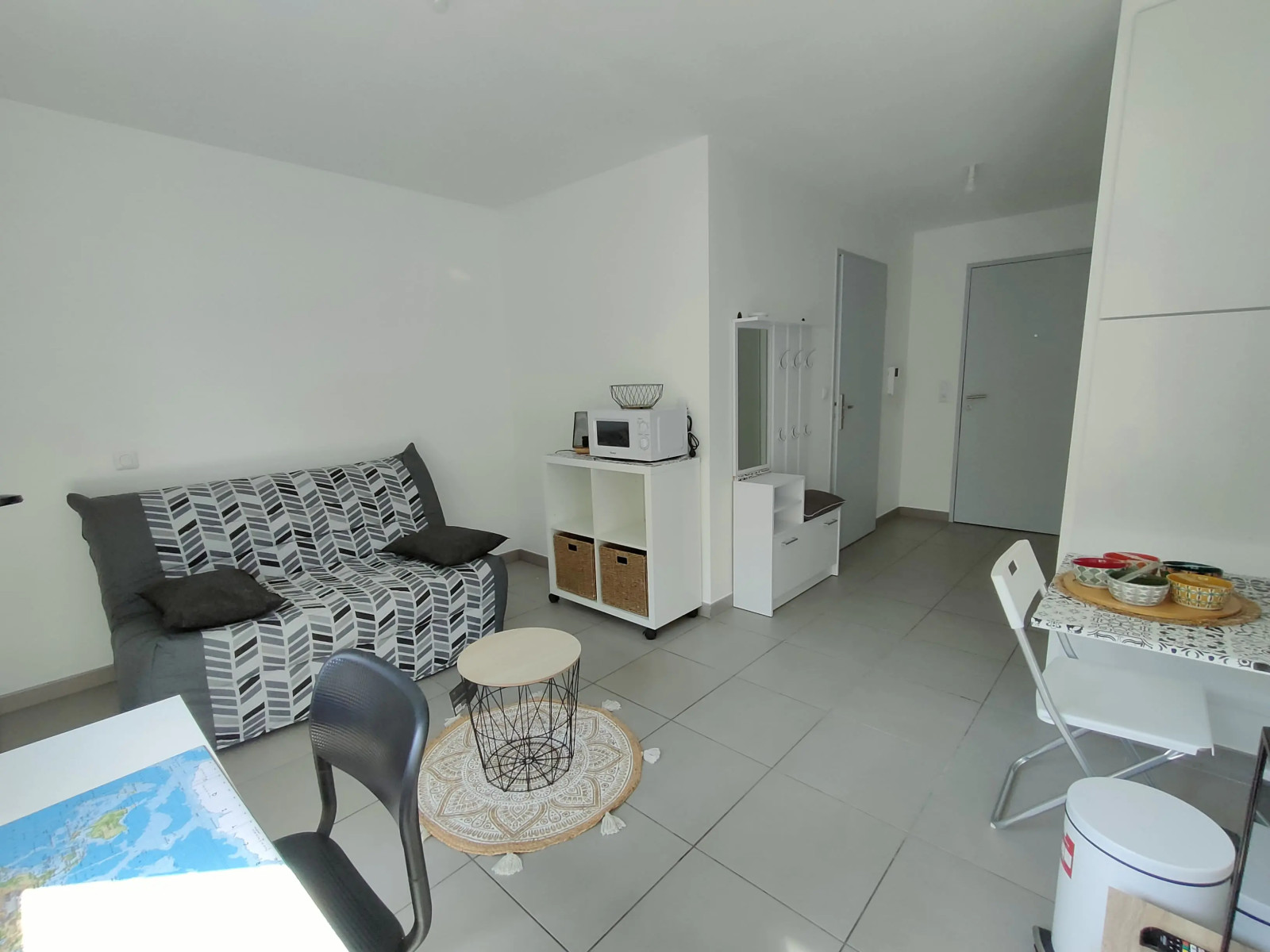 
                                                Location
                                                 T1 meublé Pessac proche université