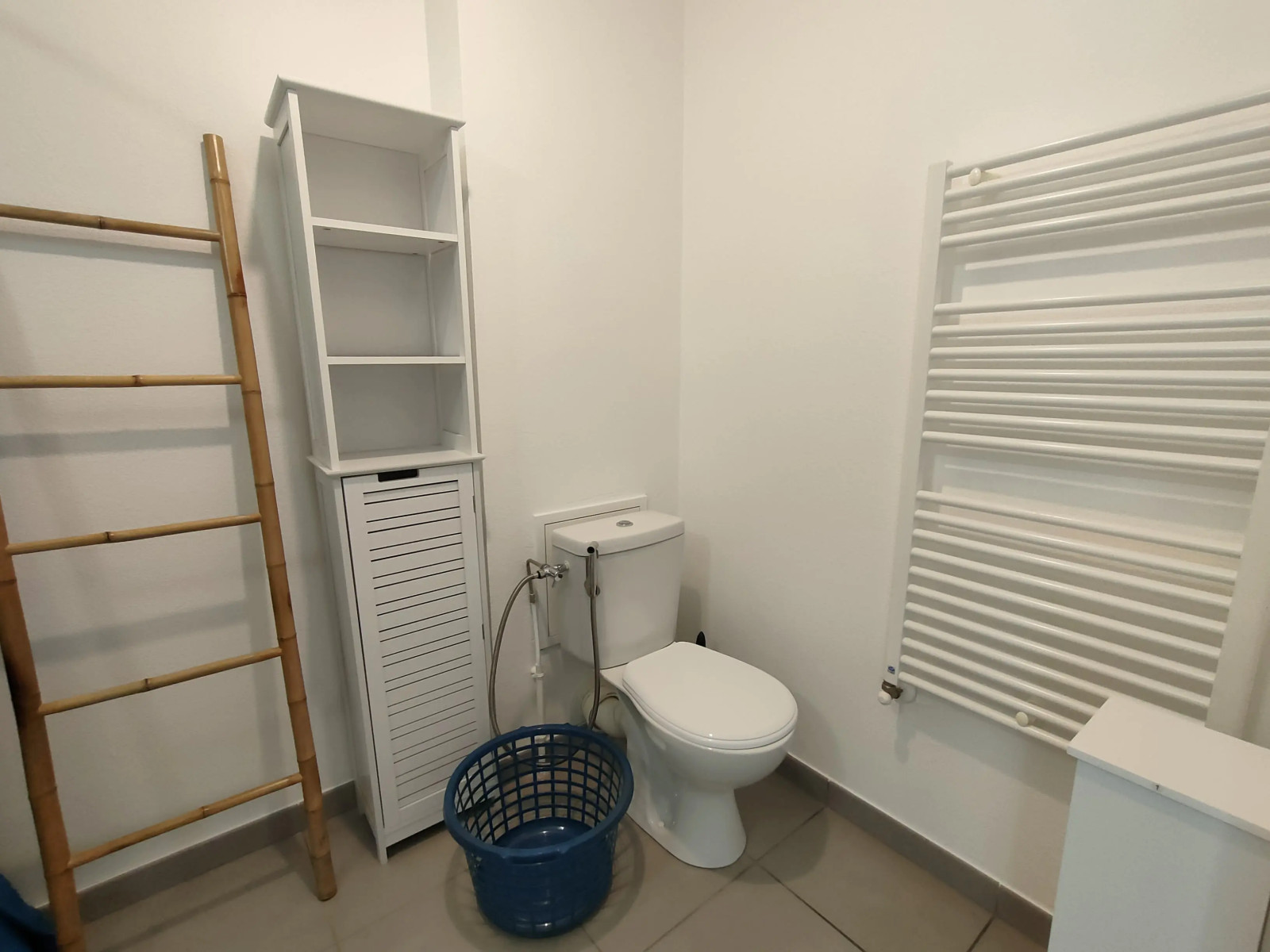 
                                                Location
                                                 T1 meublé Pessac proche université