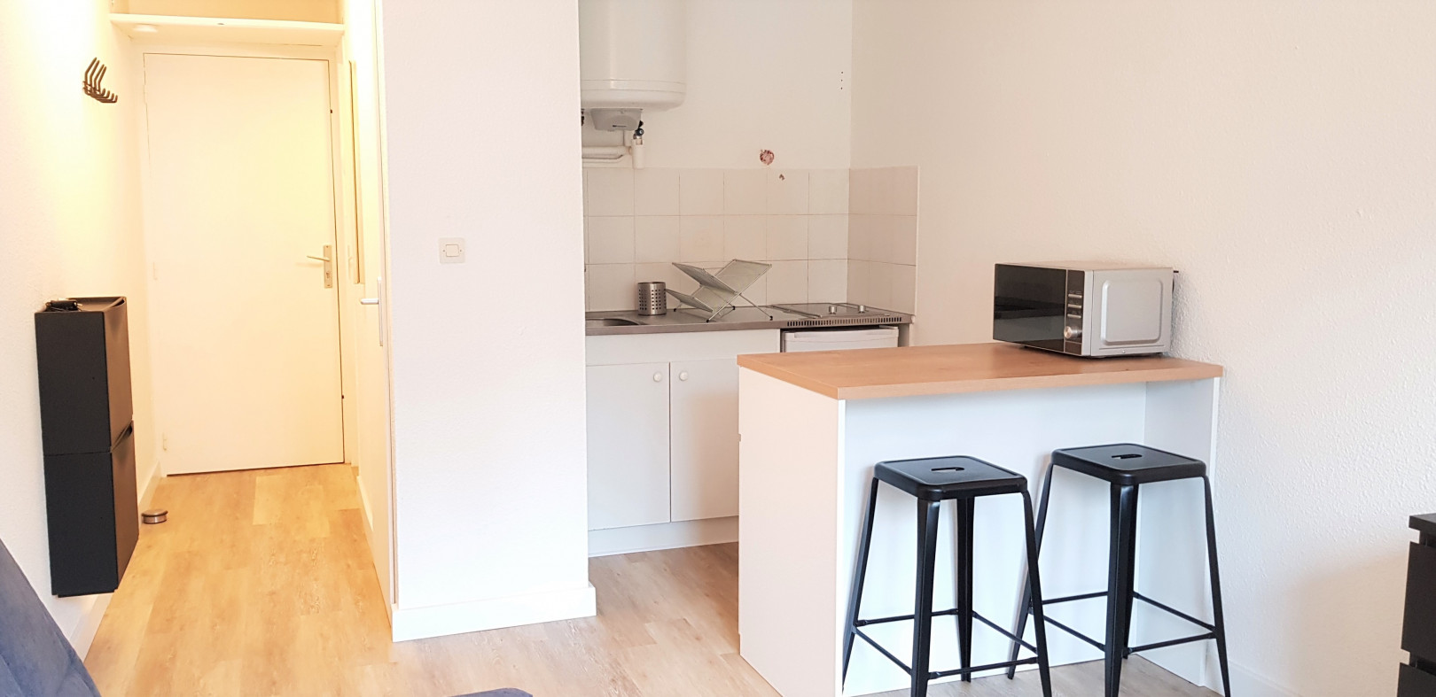 
                                                Location
                                                 T1 meublé résidence calme
