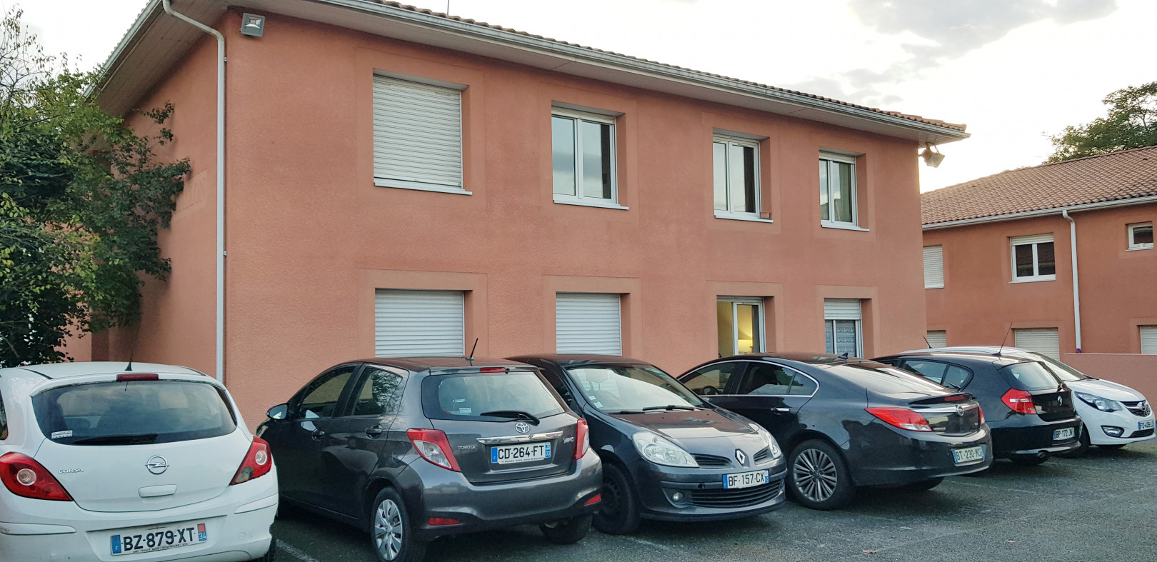 
                                                Location
                                                 T1 meublé résidence calme