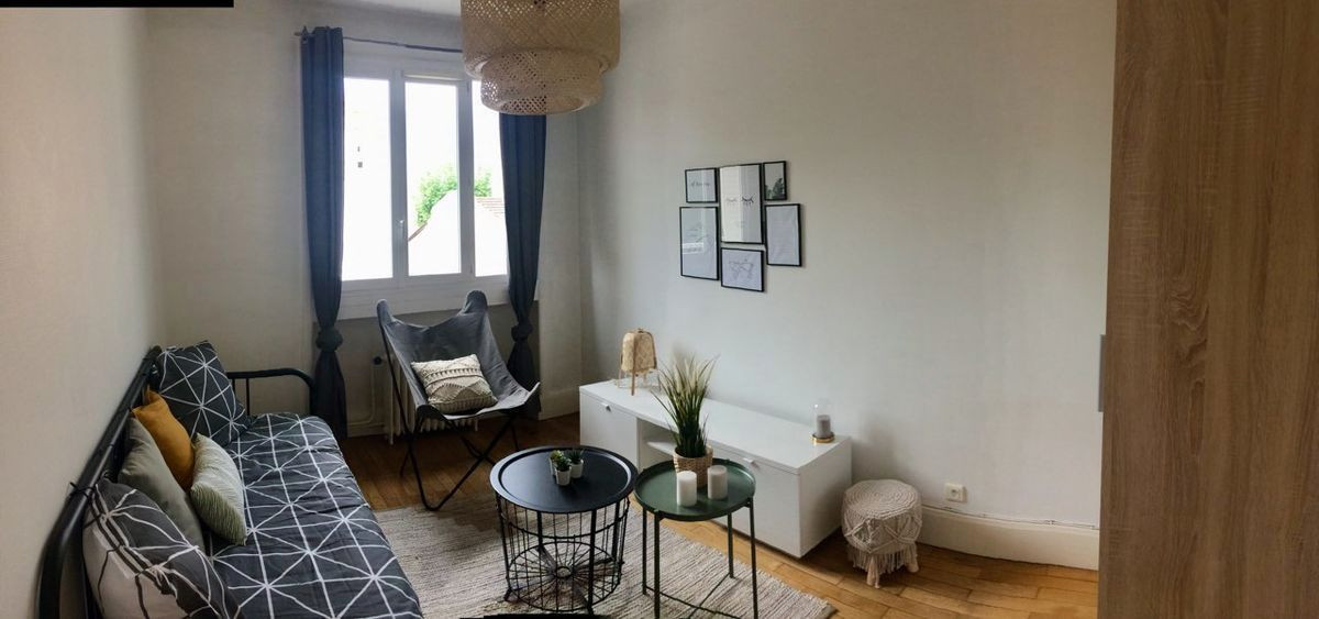 
                                                Location
                                                 T1 meublé situé 13 rue Seignemartin à Lyon 8ème