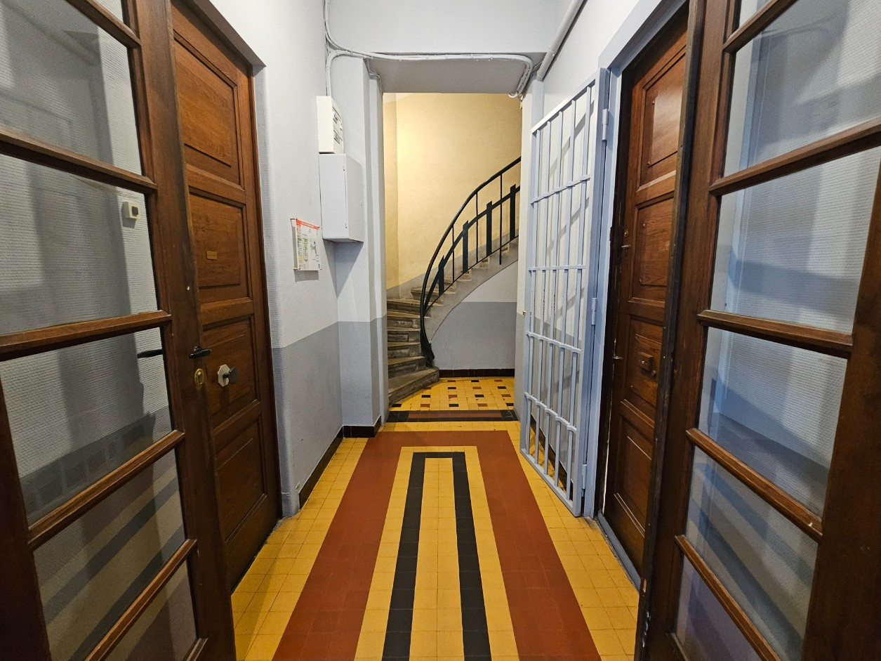 
                                                Vente
                                                 T1 + mezzanine