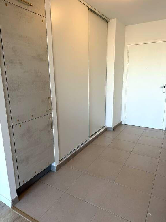 
                                                Location
                                                 T1 neuf avec balcon et vue dégagée – La Défense