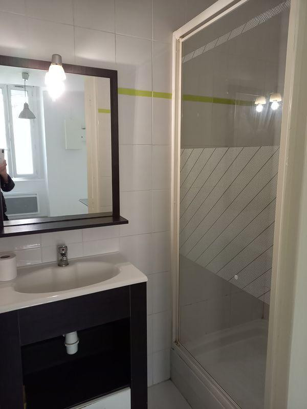 
                                                Location
                                                 T1 quartier Victoire