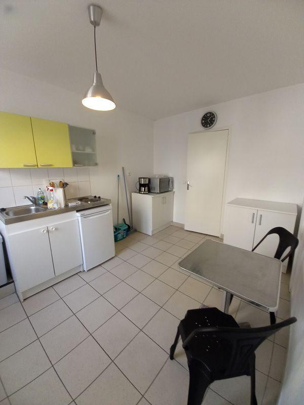 
                                                Location
                                                 T1 quartier Victoire