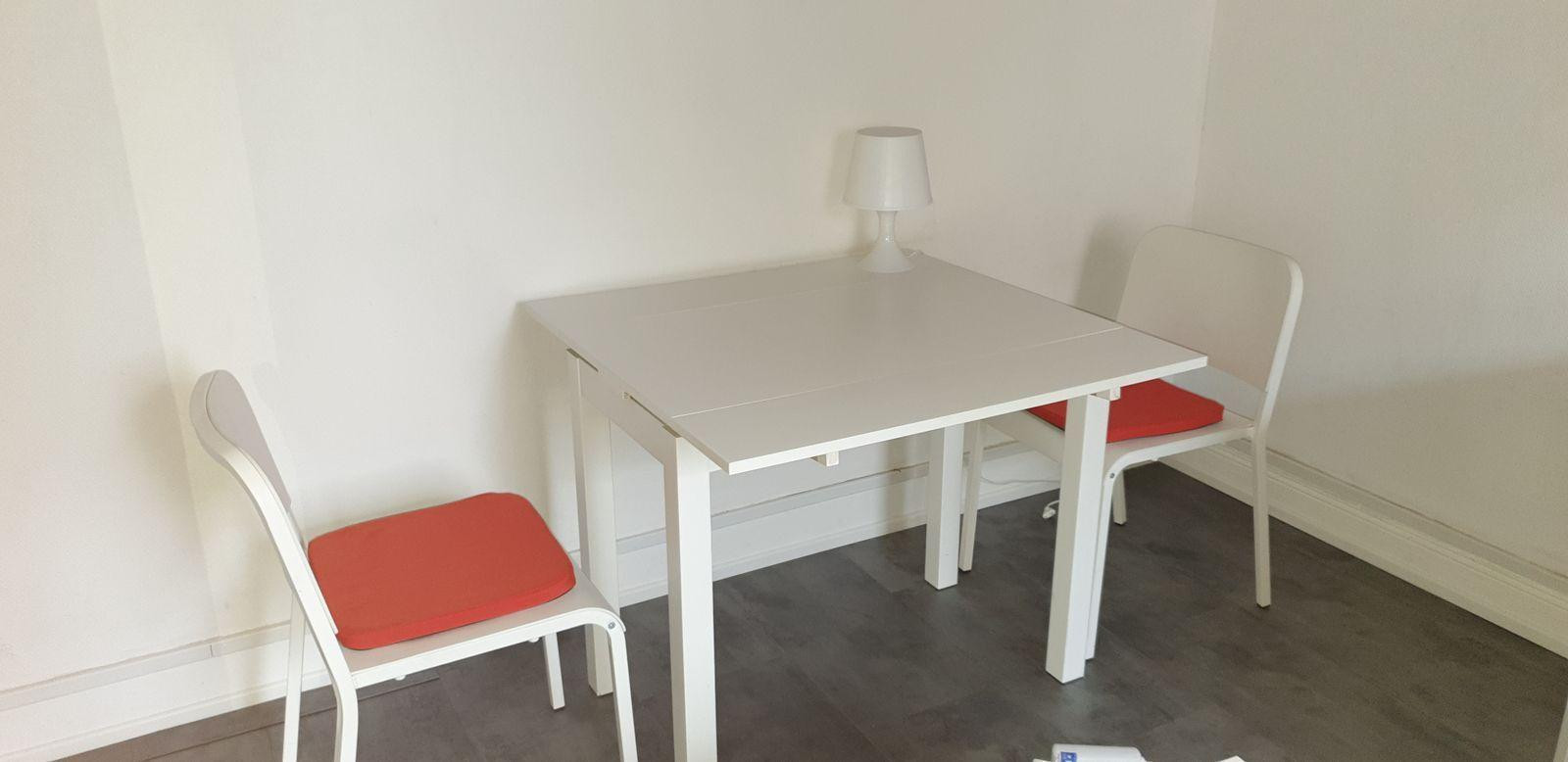 
                                                Location
                                                 T1 rénové meublé, cuisine séparée cave