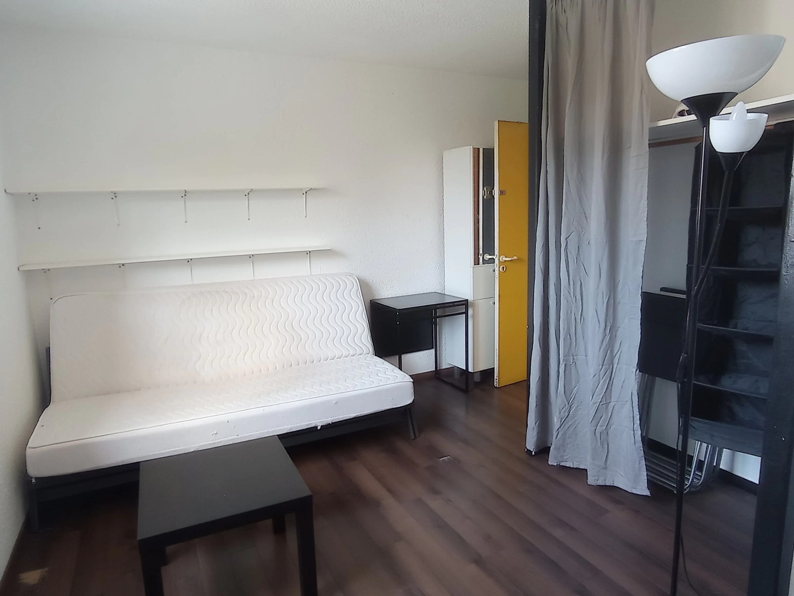 
                                                Location
                                                 T1  Talence
