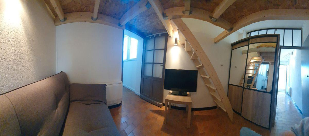 
                                                Location
                                                 T1bis 23m² duplex meublé neuf au calme