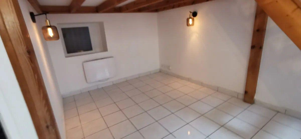 
                                                Location
                                                 T1bis 30m² Château de Nantes