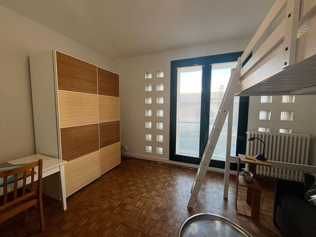 
                                                Location
                                                 T1bis à louer à Rennes
