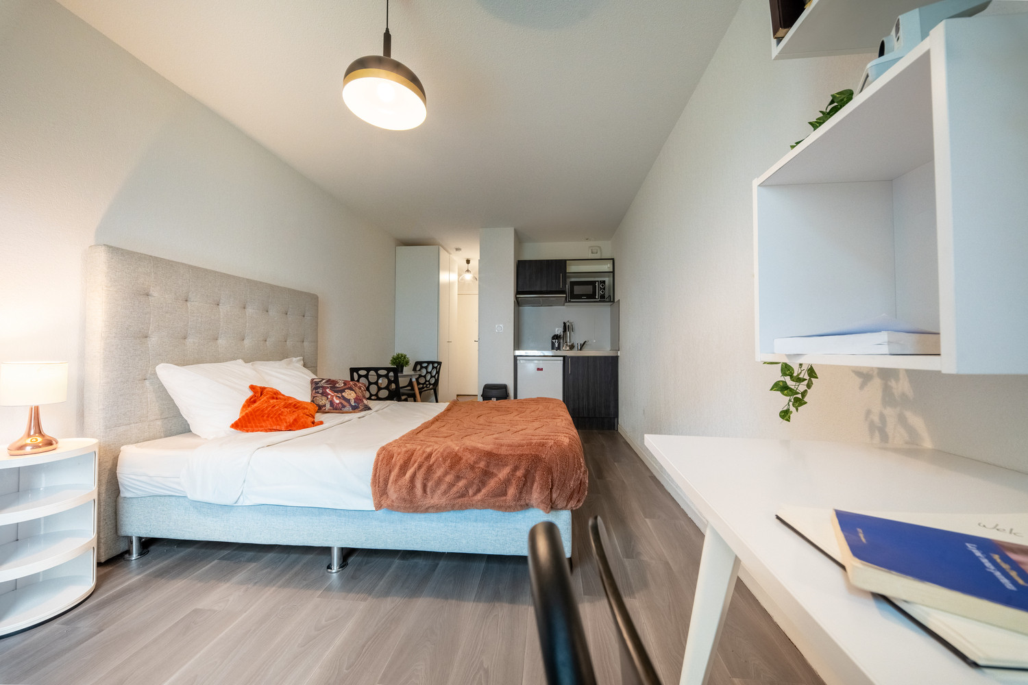 
                                                Location
                                                 T1Bis en résidence étudiante