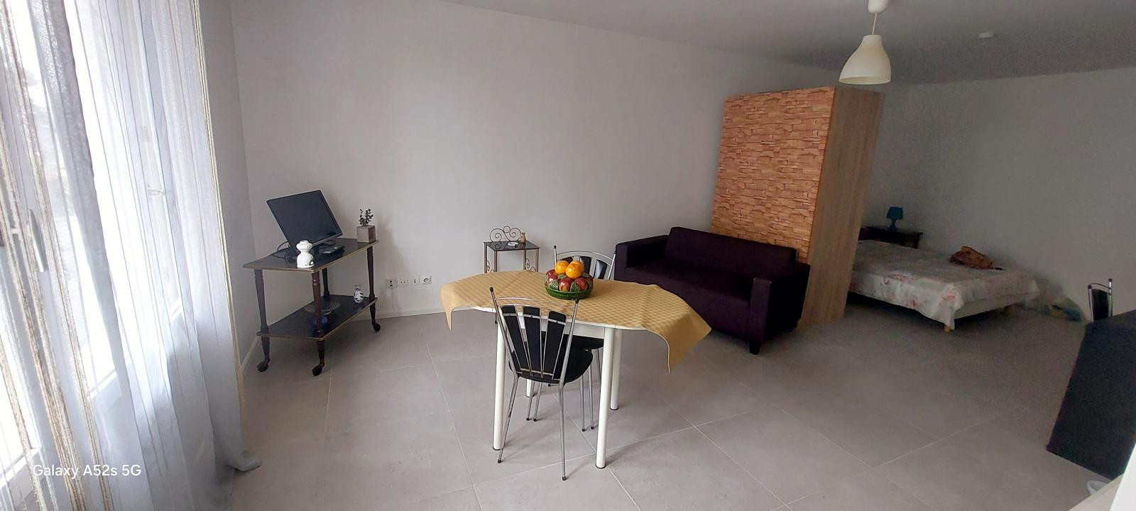 
                                                Location
                                                 T1BIS très lumineux dans petite résidence calme