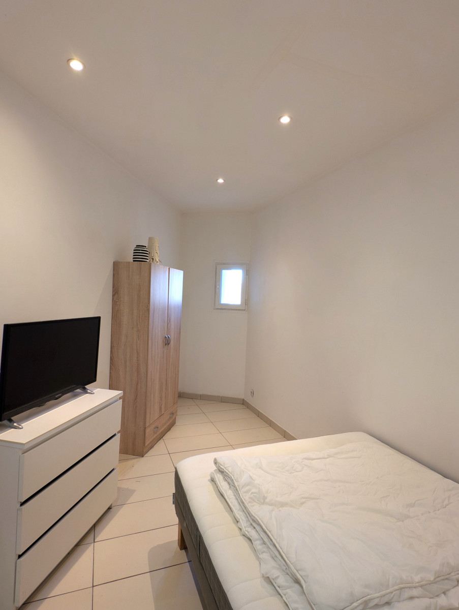 
                                                Location
                                                 T2 - 20m² - Quartier Panier