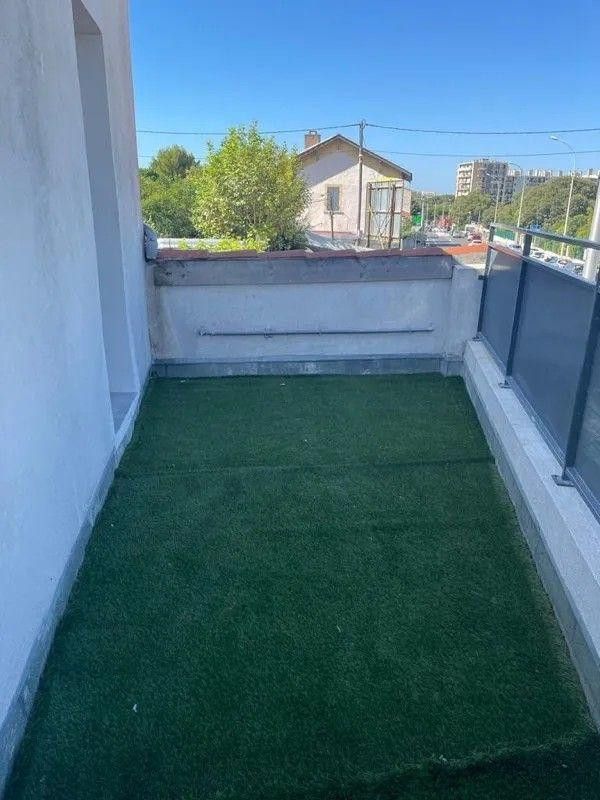 
                                                Location
                                                 T2/3 50m² refait neuf à Saint Tronc