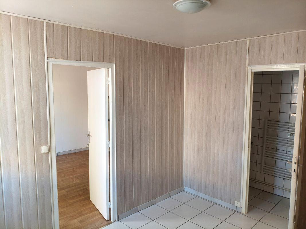 
                                                Location
                                                 T2 30m2+ terrasse 12m2