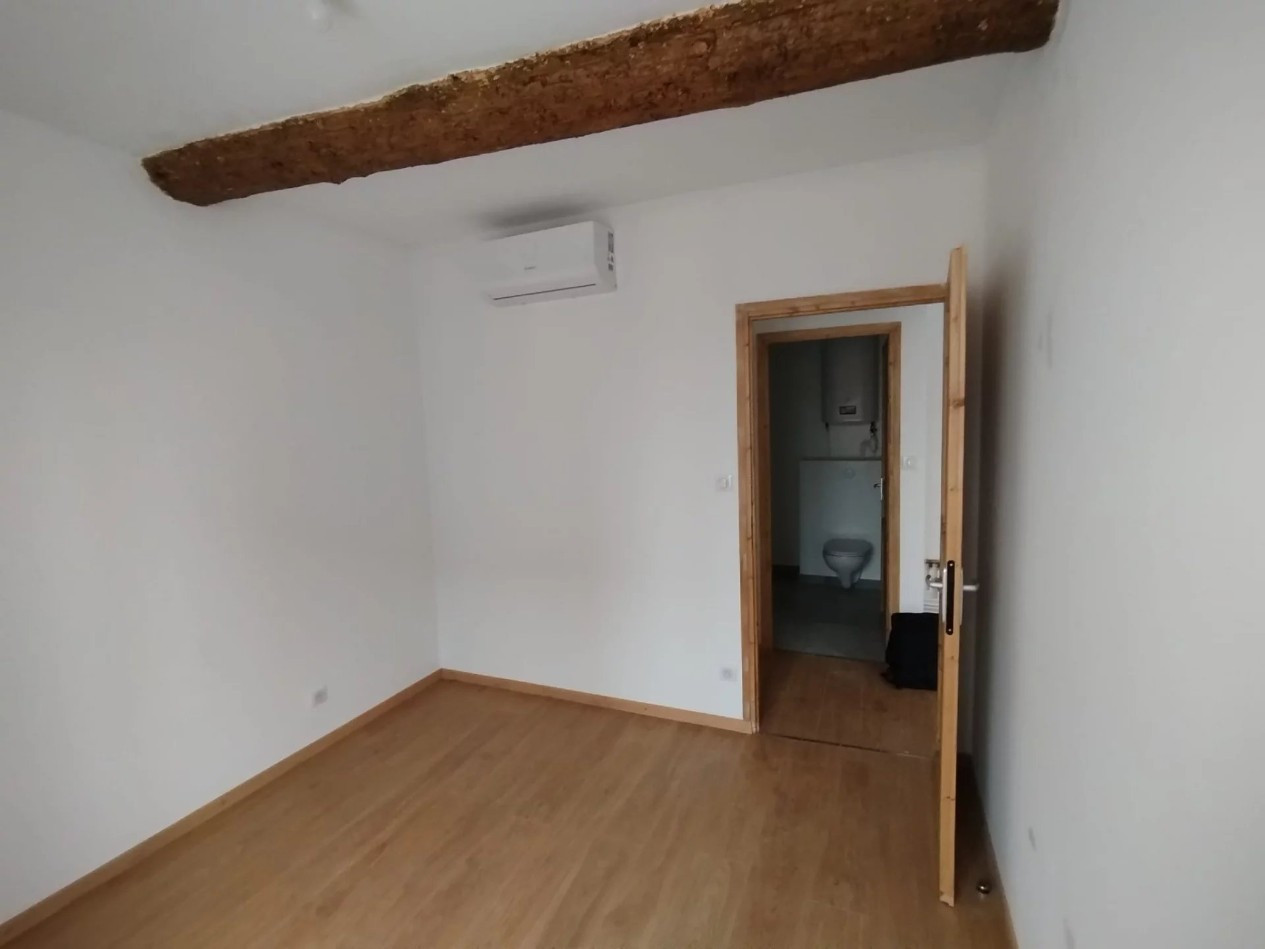 
                                                Vente
                                                 T2 - 35m - CHAUFFAILLES