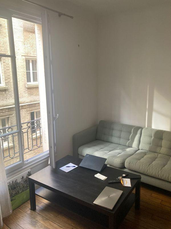
                                                Location
                                                 T2 37m2 meublé - 75012