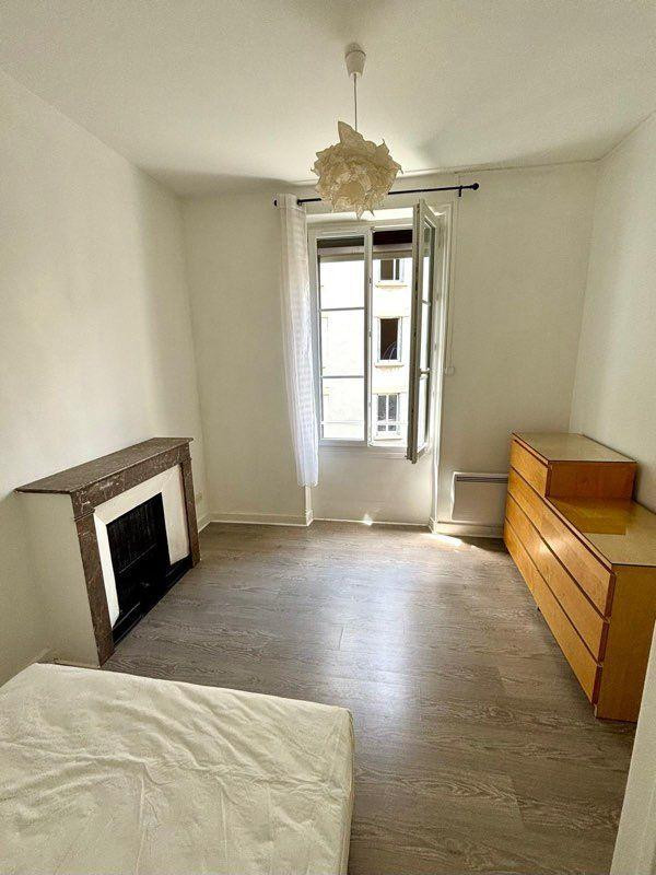 
                                                Location
                                                 T2 37m2 - Rue Étienne Marcel - Quartier Championne