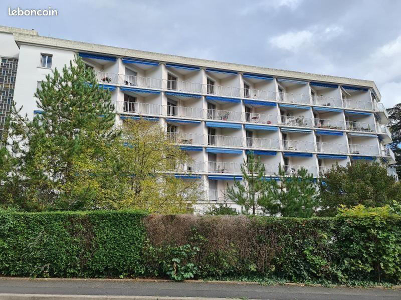 
                                                Location
                                                 T2, 38m² en résidence senior