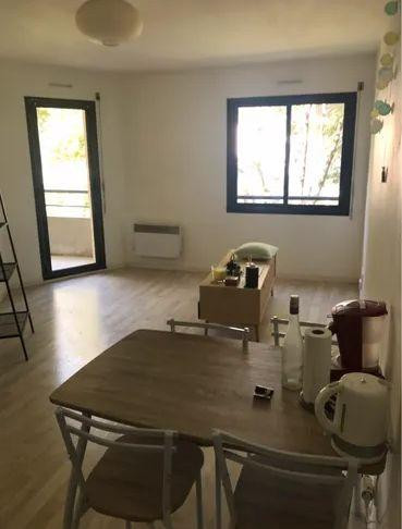 
                                                Location
                                                 T2 38m² Petit Port Faculté avec Parking